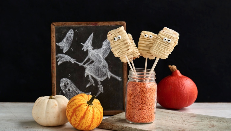 ["Honey And Cereal Halloween Mummies | Recipes | ["Cookwith"]"]
